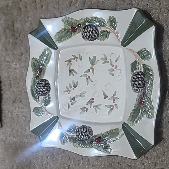 Yankee Candle Holder Holiday Set - Picture 3 of 8